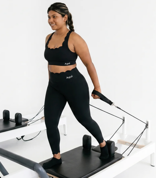 BLACK PETAL CROSS BACK SPORTS BRA
